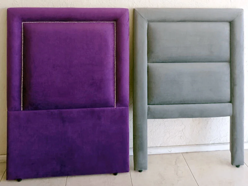 Respaldo tapizado con tachas doble marco varios colores